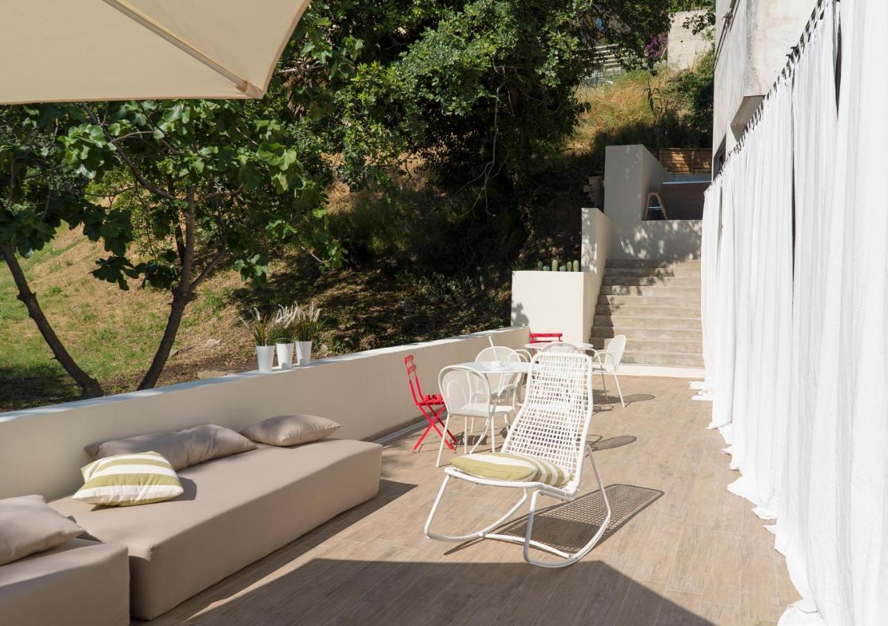 Tesoro Nascosto B&B Salerno Luaran gambar