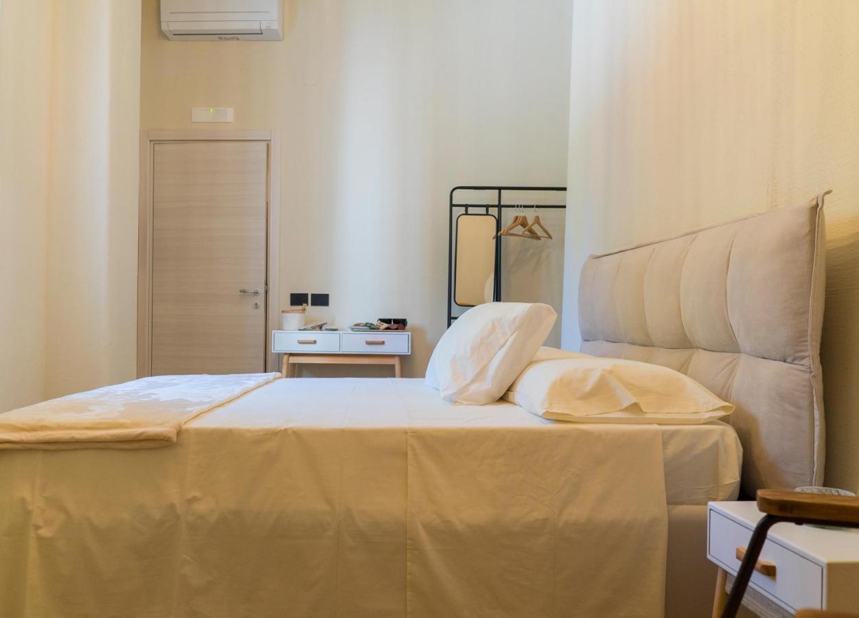 Tesoro Nascosto B&B Salerno Bilik gambar