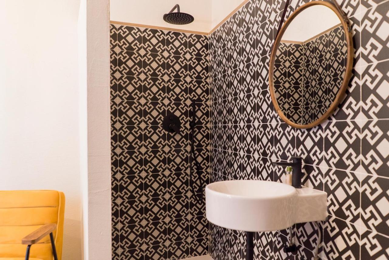 Tesoro Nascosto B&B Salerno Luaran gambar