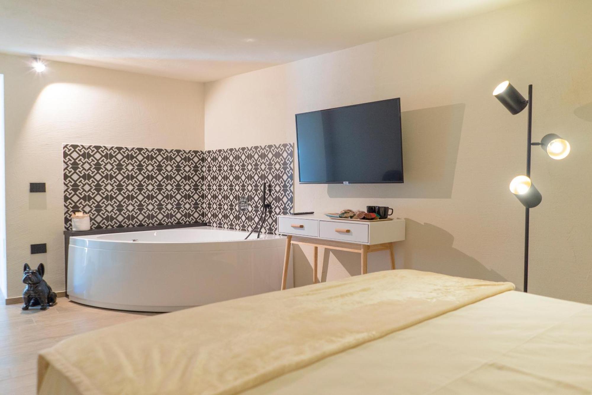 Tesoro Nascosto B&B Salerno Bilik gambar